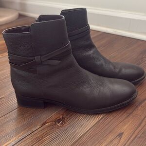 Talbot’s Brown Leather Booties size 7.5